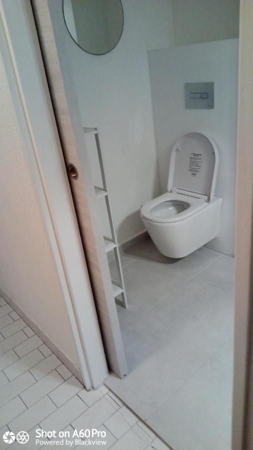 Au Meuble Des Roches Apartment แซ็งต์-จีลส์-เลส์-แบ็งส์ ภายนอก รูปภาพ