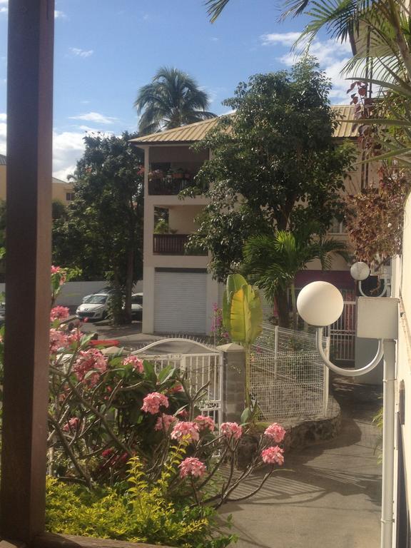 Au Meuble Des Roches Apartment แซ็งต์-จีลส์-เลส์-แบ็งส์ ภายนอก รูปภาพ