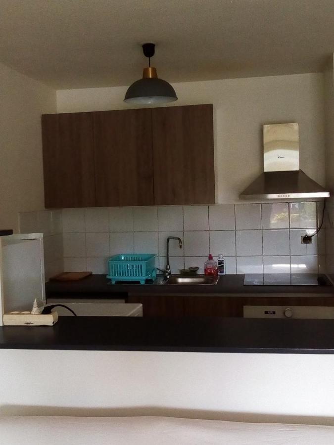 Au Meuble Des Roches Apartment แซ็งต์-จีลส์-เลส์-แบ็งส์ ภายนอก รูปภาพ